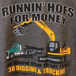 Hilarious Gray XL Women's Tee - 'Runnin' Hoes for Money' Funny Construction Pun